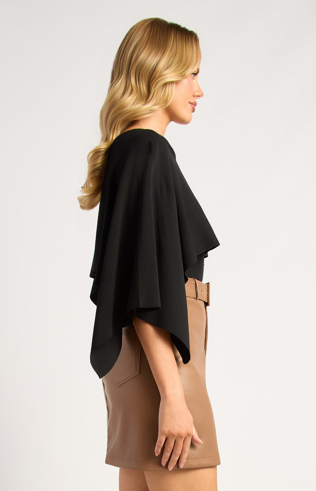 CAPE KNIT TOP