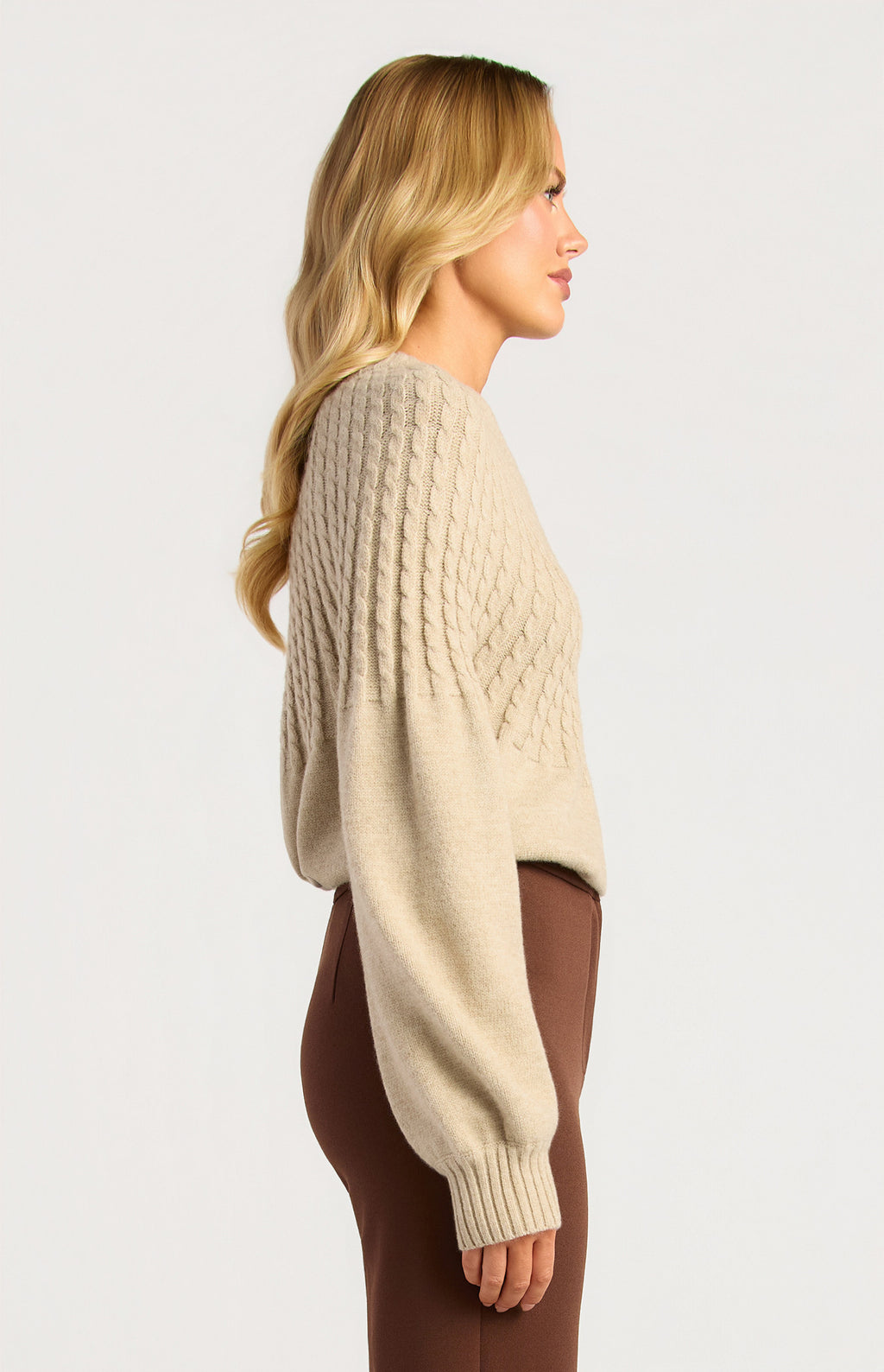 GRADIENT CABLE TEXTURE KNIT