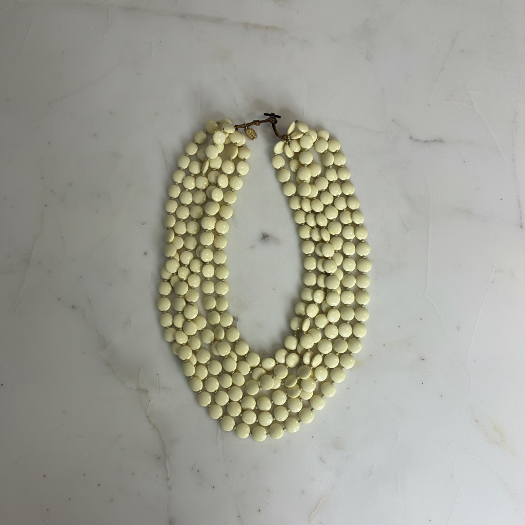 MULTI STRAND STATEMENT NECKLACE OFF WHITE