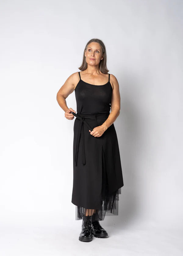 ZARIA SKIRT IN ONIX