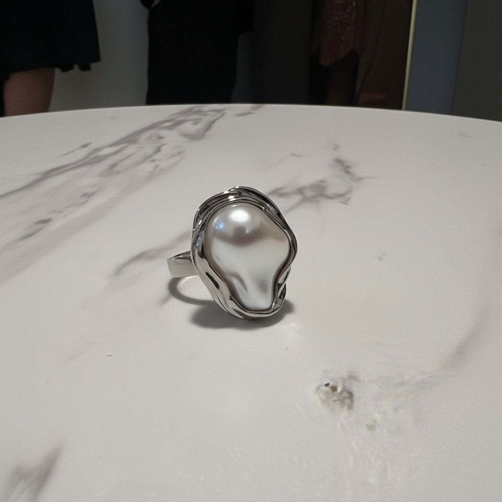 Baroque Pearl Ring - Product Shot