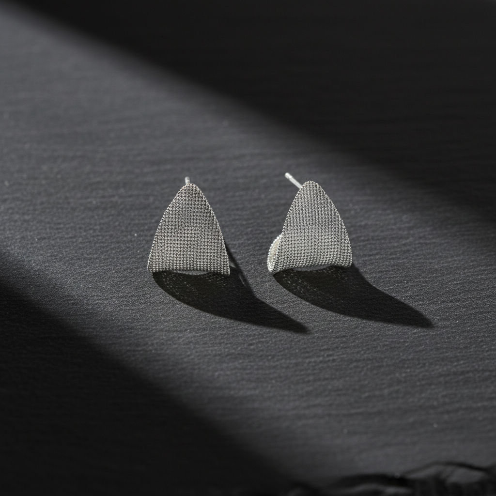 Corrected flat lay silver