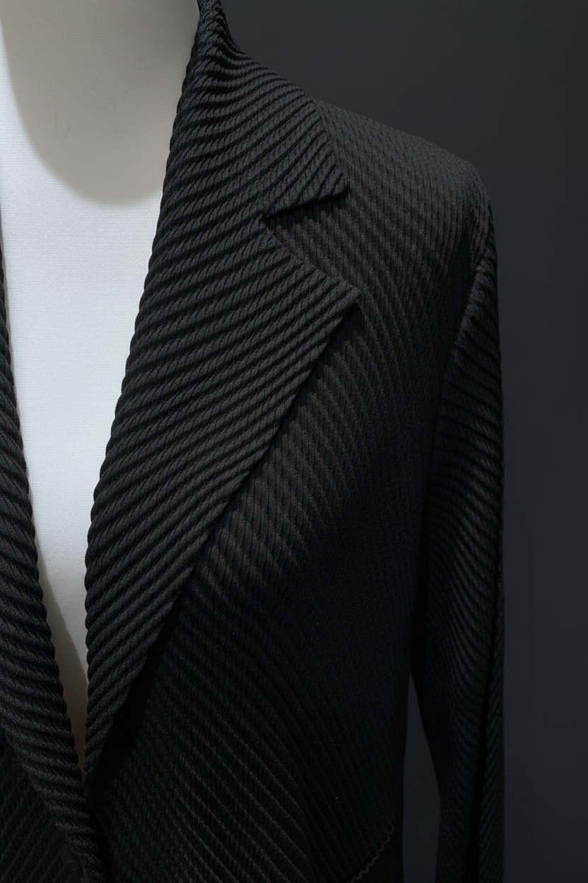 Detalhe Blazer Preto - Fundo Elegante