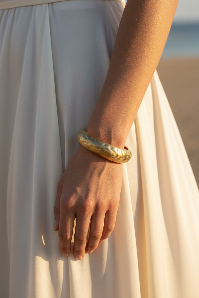 Gold molten cuff outdoor v2