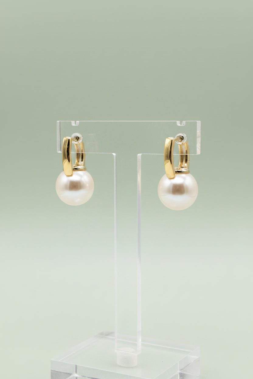 Sage green display pearl huggie earrings