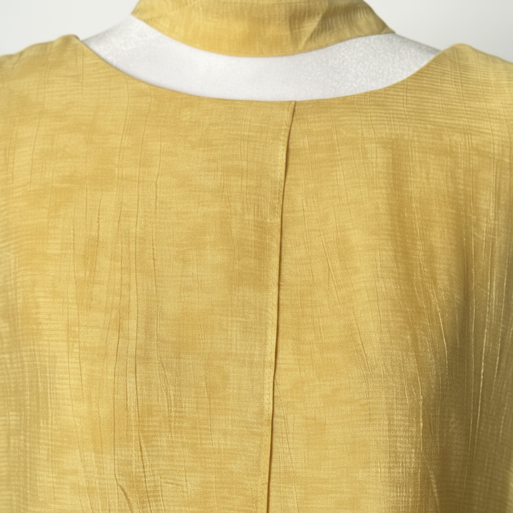 Yellow Linen Set – Detail